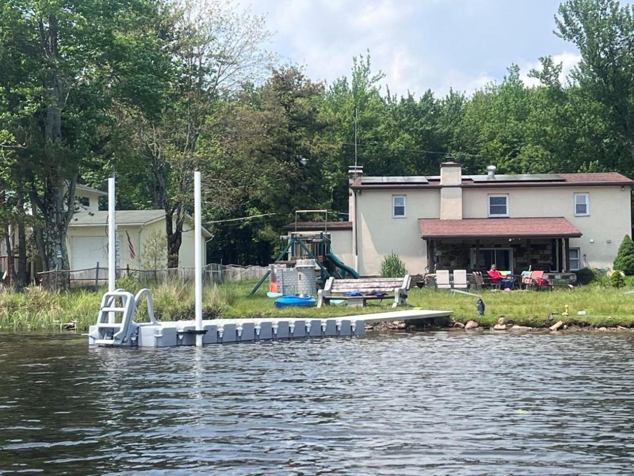 Hideaway - Lakehouse/Spa/Dock/ Pocono Summit エクステリア 写真