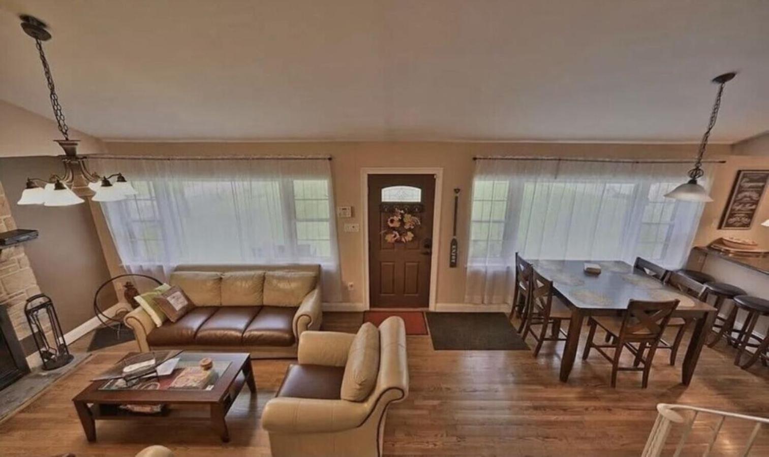 Hideaway - Lakehouse/Spa/Dock/ Pocono Summit エクステリア 写真